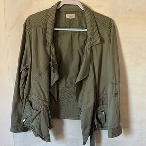 LOFT Green Utility Jacket with Lapel Collar and Long Sleeves